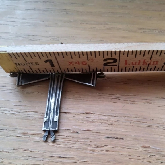 Italian man Made cross of Jesus Body from Italy silver tone. No marking. Vintage - Picture 3 of 7